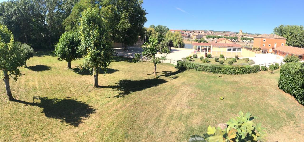 فندق Domaine Des Jardins De La Saone تورنو المظهر الخارجي الصورة